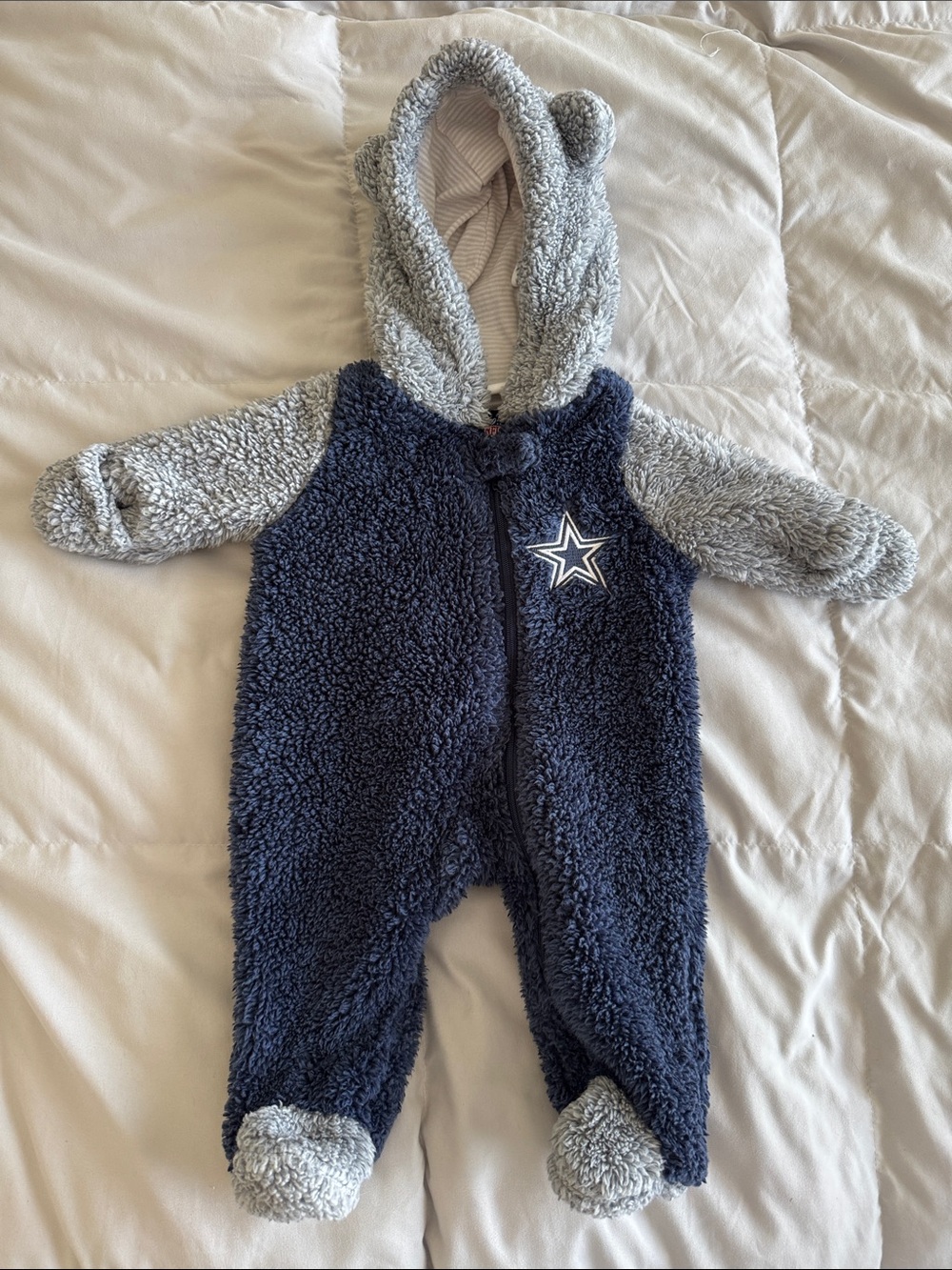 NFL Dallas Cowboys Sherpa Footed One-Piece Romper - Navy & Light Gray